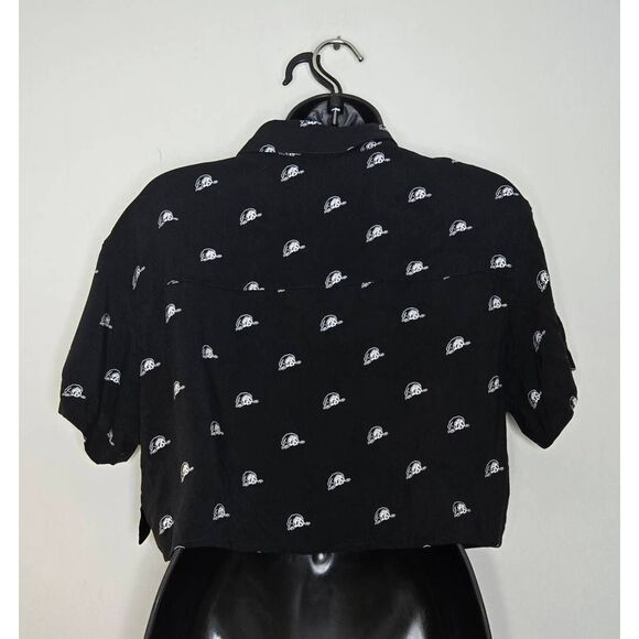 Lurking Class by Sketchy Tank Lurker Black Crop Short Sleeve Woven Shirt Size Sm - Picture 3 of 6